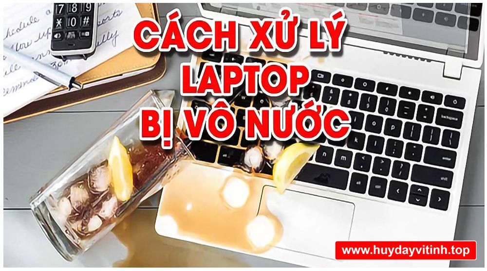 do-nuoc-len-laptop-4