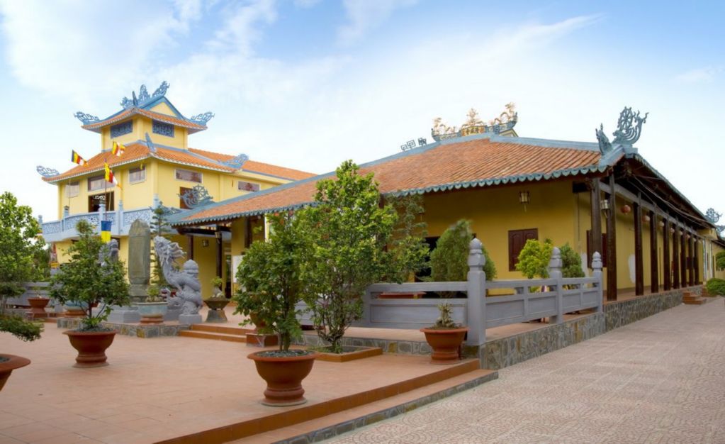 chua-to-dinh-long-than